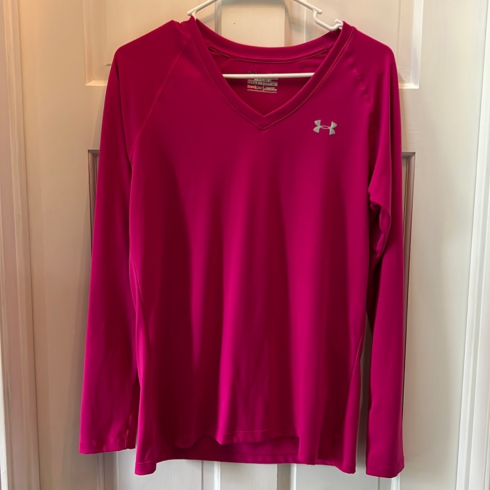 UNDER ARMOUR